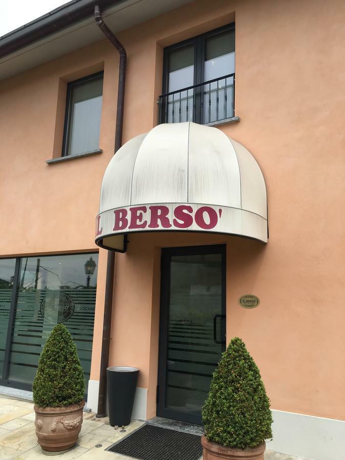 Locanda Al Berso Calco  Buitenkant foto